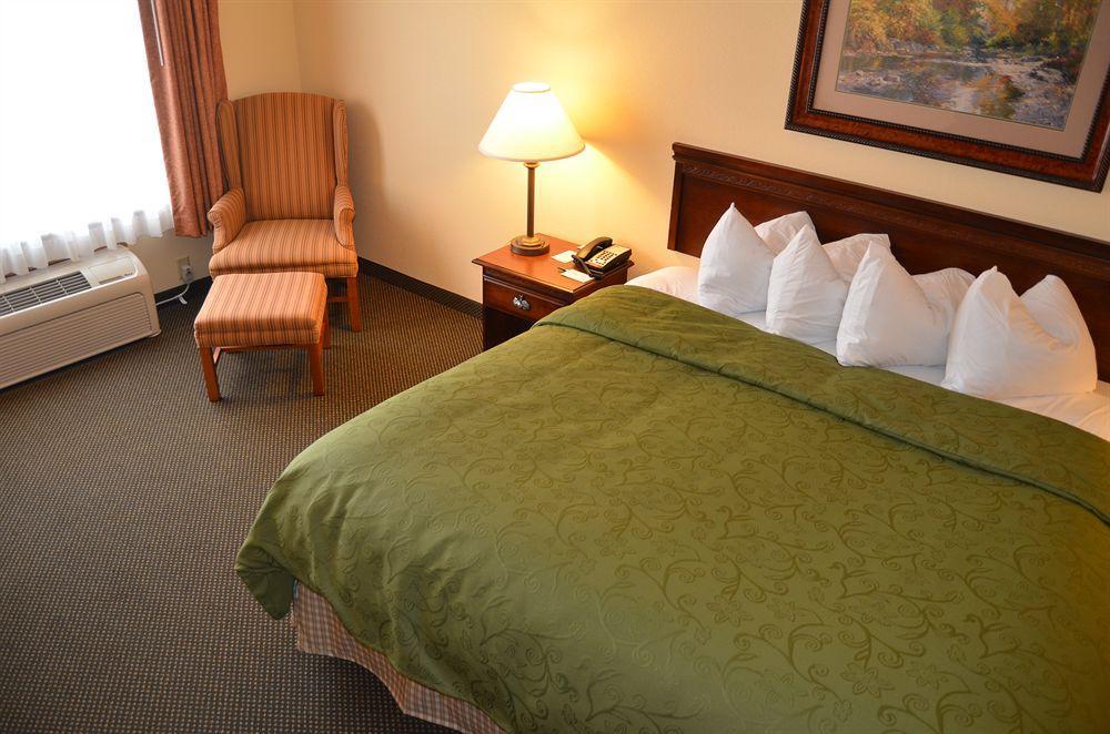Holiday Inn Express & Suites Marquette By Ihg Cameră foto